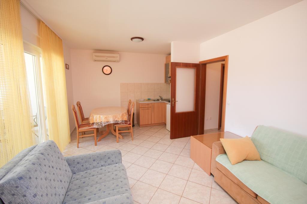 Apartments Spirito Rogoznica  Bagian luar foto